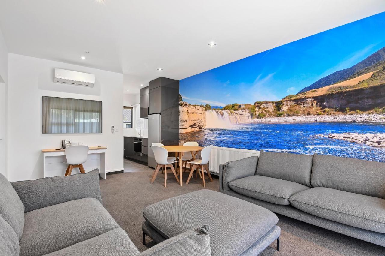 Grand Suites Murchison Kültér fotó